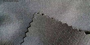 What are the uses of flame retardant Oxford cloth protective clothing?