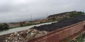 4,000 tons of garbage from Shanghai was stolen and dumped on Xishan Island in Taihu Lake, Suzhou. The police intervened in the investigation—600D Oxford cloth manufacturer