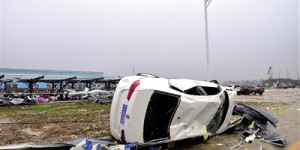 [Textile]: Showers in Yancheng tornado-stricken areas have gradually stopped and the rescue situation will improve