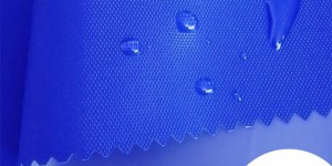 What are the similarities between Oxford cloth and nylon cloth?