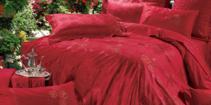 What kind of fabric is satin? What are the advantages and disadvantages of satin fabric?