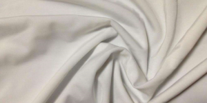 What are the types of chemical fiber fabrics? What are their advantages and disadvantages?