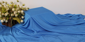 What is the material of ice silk fabric? Ice silk fabric  What are the advantages and disadvantages?