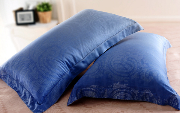 Four-piece set Four-piece set