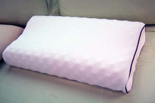 Which pillow to sleep on is bad for the cervical spine*