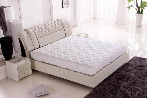 Zero pressure mattress