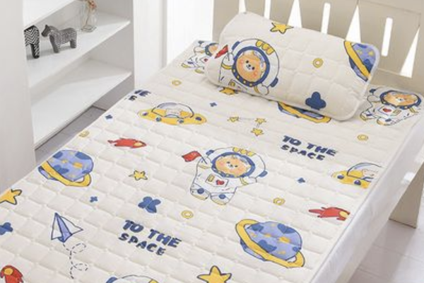 What should you pay attention to when choosing a children's mattress